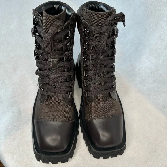 DKNY Womens River Brown Leather/Nylon Lug Sole Boots7M